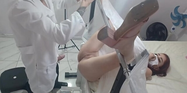 amateur,couple,cum,cumshot,fetish,gynecologist,latin,orgasm,public,red,redhead,sex