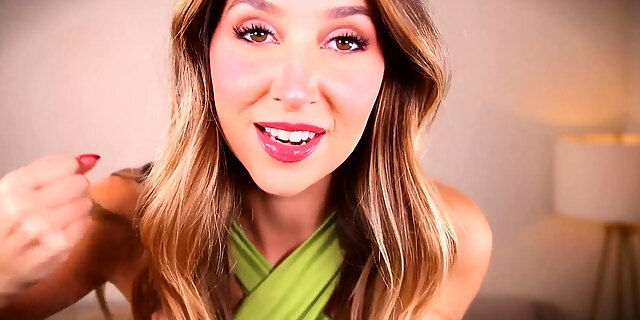 amateur,blonde,boobs,femdom,hd,masturbation,milf,softcore,solo