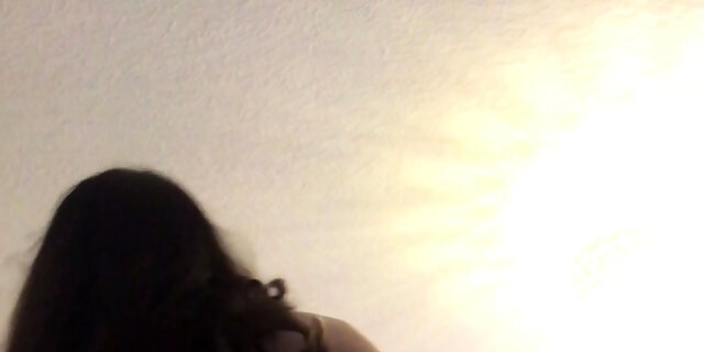 amateur,boobs,brunette,milf,softcore,solo,webcam