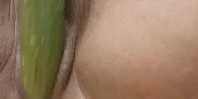 amateur,babes,big ass,creampie,cucumber,ebony,fat,female orgasm,indian,old,orgasm,pussy,solo