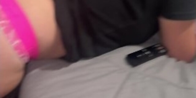 amateur,ass,big ass,blonde,college,leggings,mature,milf,old,teen