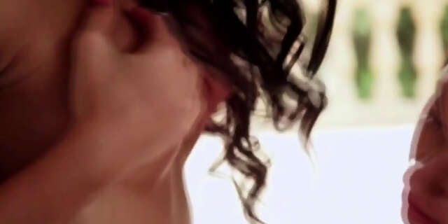 babes,brunette,fingering,girlfriend,hd,kissing,lesbian,milf,redhead