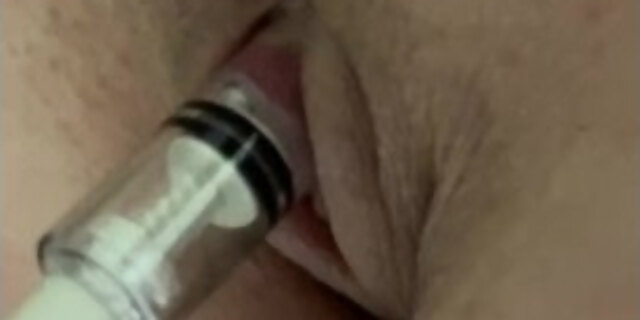 amateur,fetish,milf,solo,toys