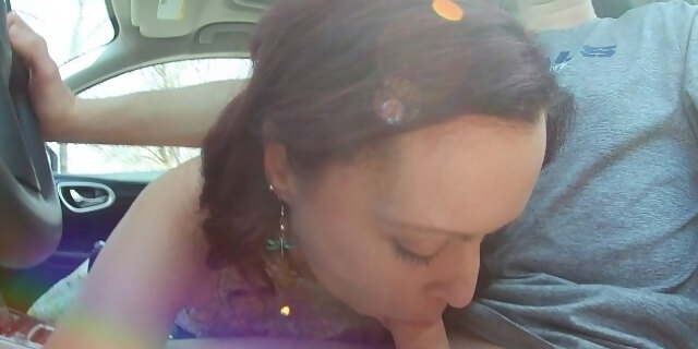 amateur,babes,blowjob,brunette,car,couple,homemade,milf,mom,outdoor,public,real,tattooed
